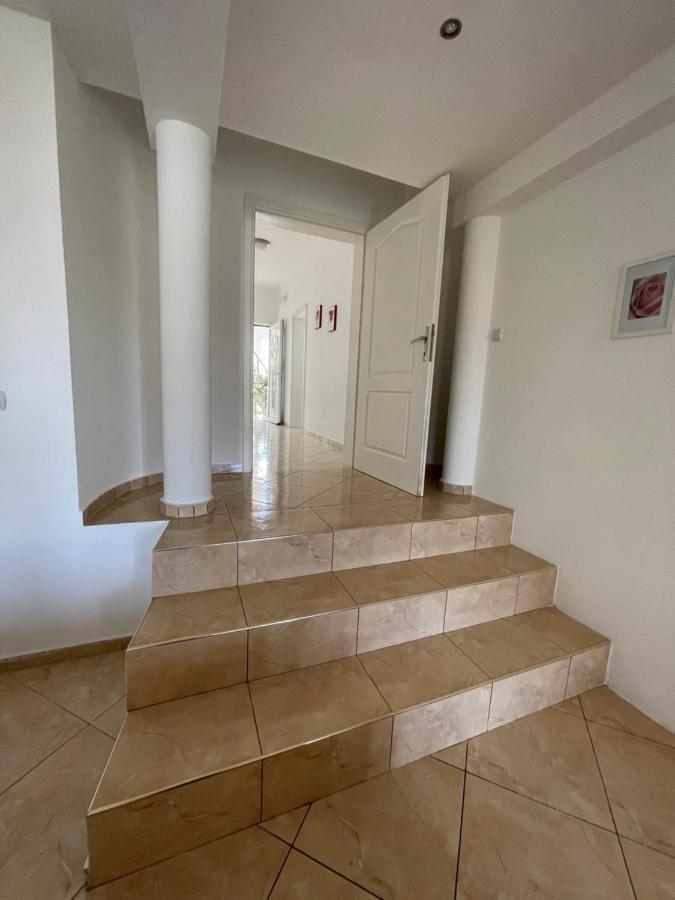 Apartments Rozela Ulcinj Exterior foto